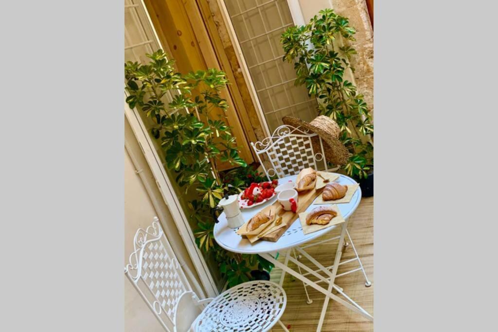 Movie Suite Ortigia Сиракузы Экстерьер фото