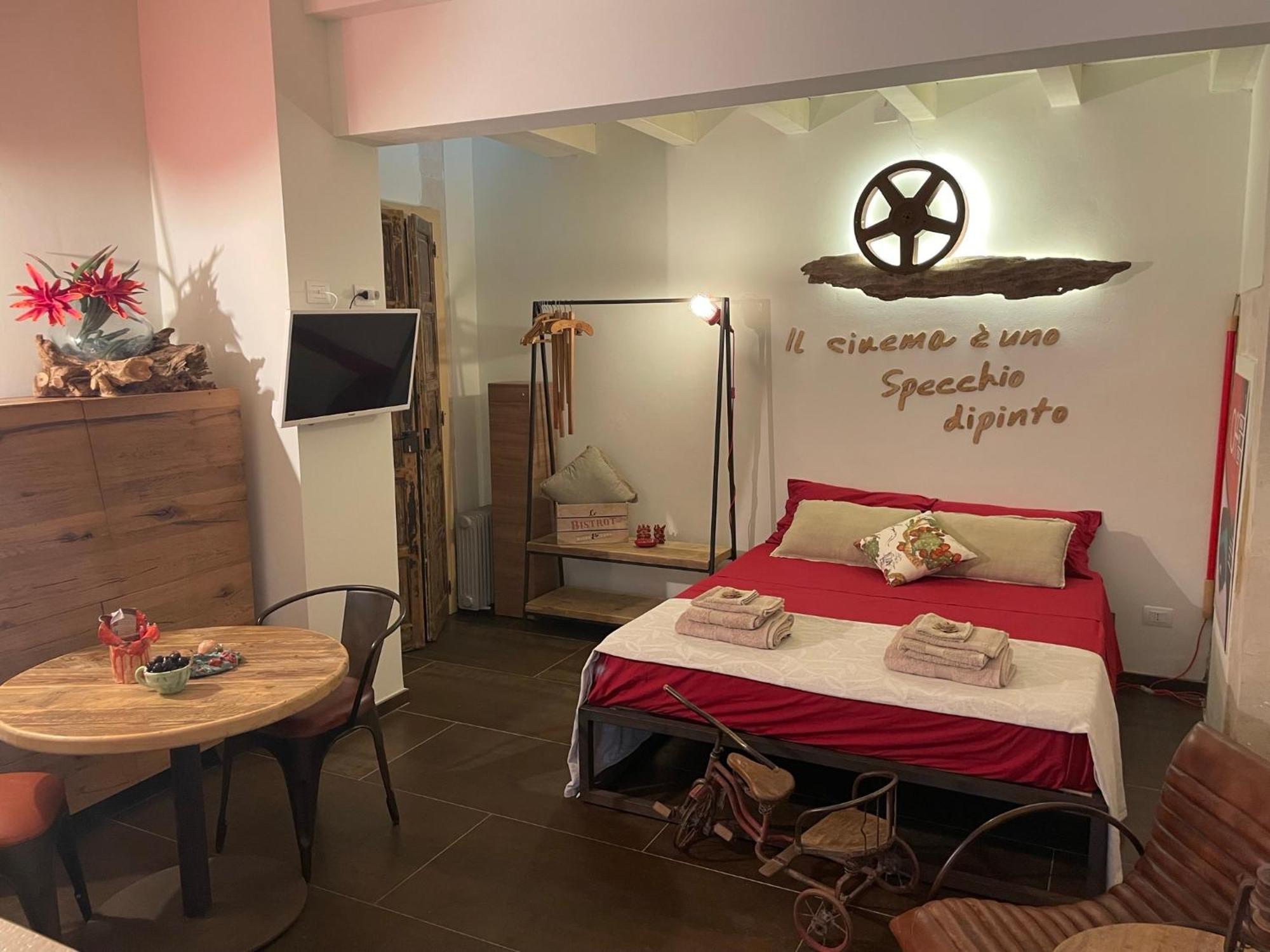 Movie Suite Ortigia Сиракузы Экстерьер фото