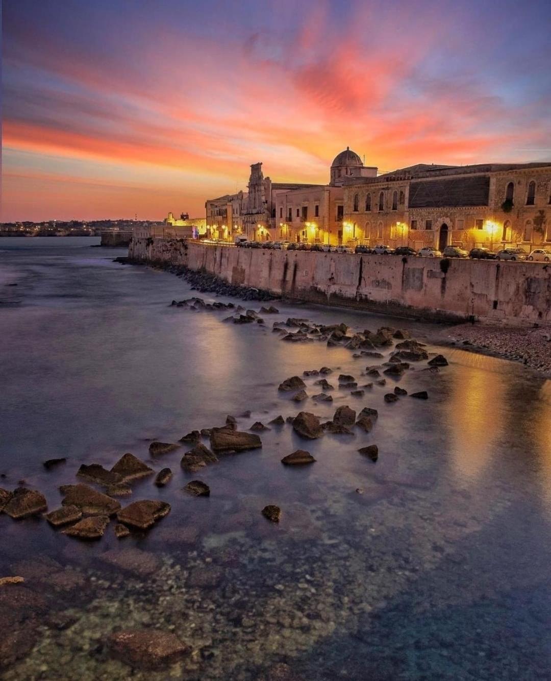 Movie Suite Ortigia Сиракузы Экстерьер фото